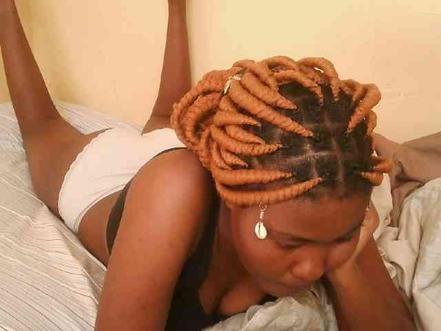 Model: Cute-latasha