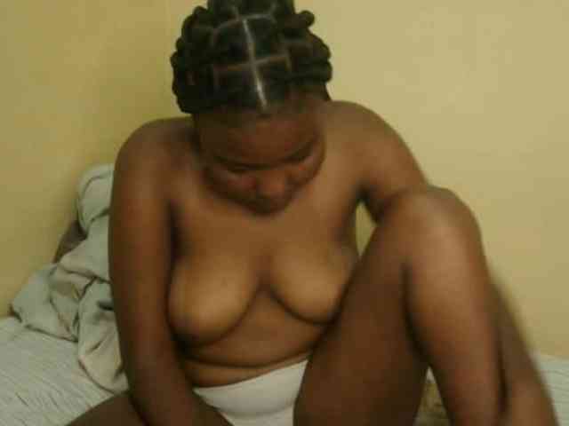 Cute-latasha webcam
