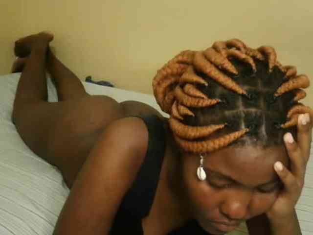 Cute-latasha webcam