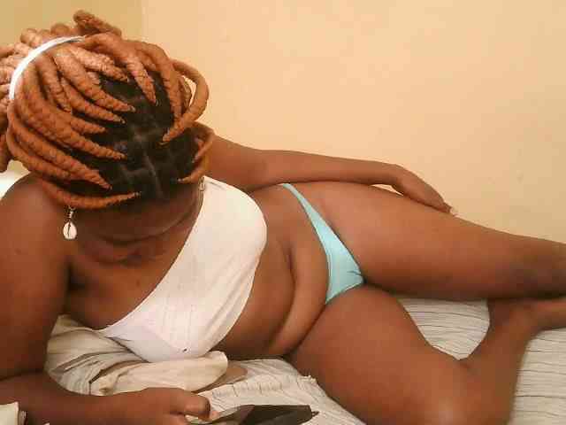 Cute-latasha Live Webcam on BongaCams
