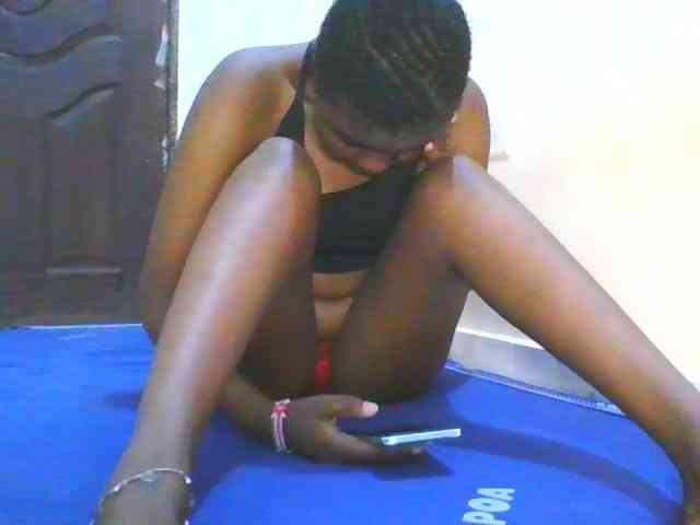 Cute-latasha cam
