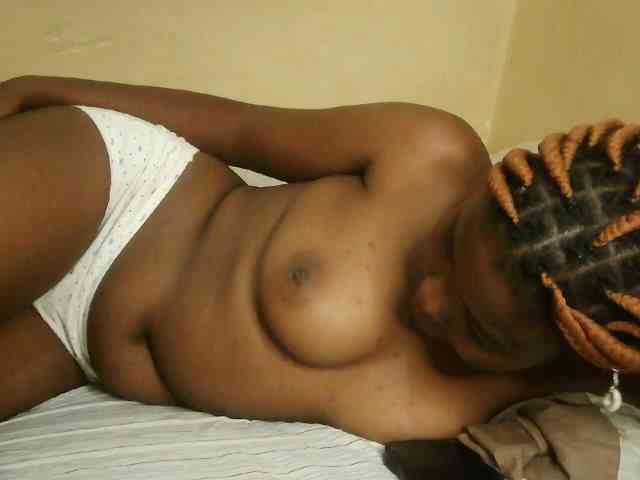 Cute-latasha webcam