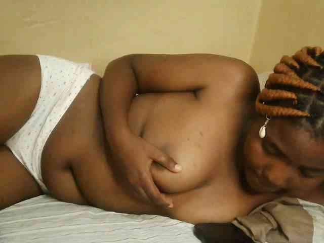 Cute-latasha webcam