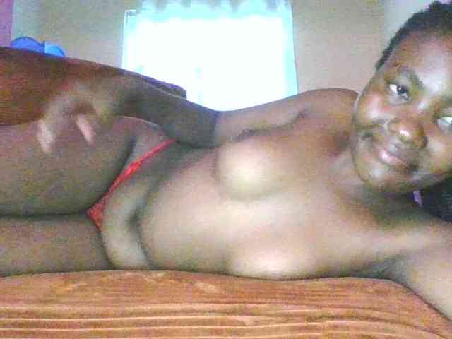 Cute-latasha webcam