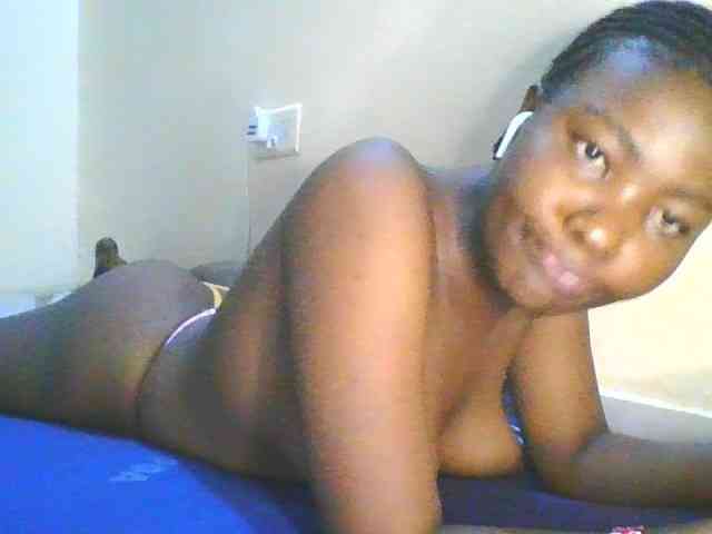 Cute-latasha webcam