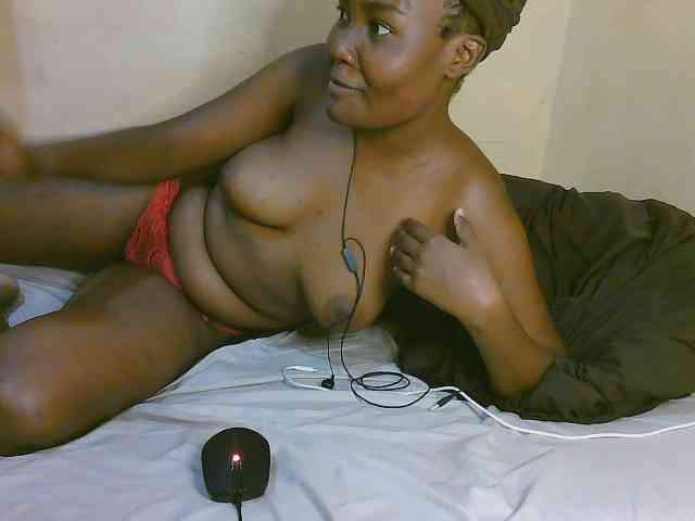 Cute-latasha webcam