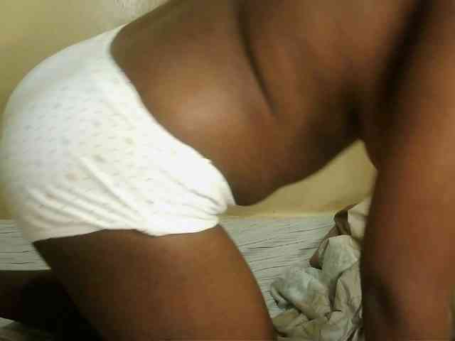 Cute-latasha webcam