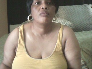 MyDDBOOBIES's Live Webcam