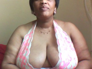 MyDDBOOBIES's Live Webcam