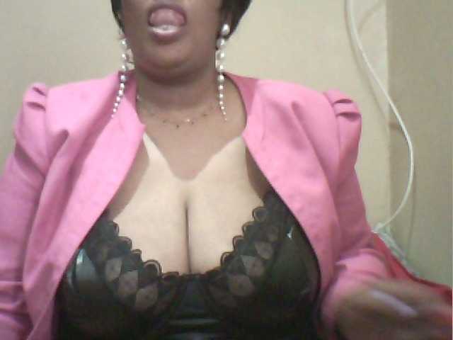 MyDDBOOBIES live cam preview