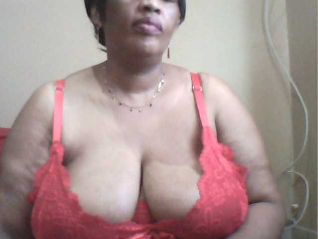 MyDDBOOBIES live cam on BongaCams
