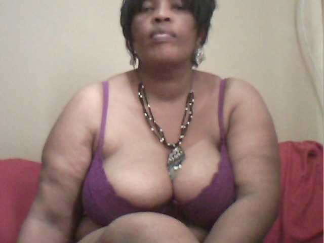 MyDDBOOBIES live cam on BongaCams