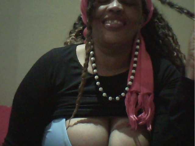 MyDDBOOBIES live cam on BongaCams