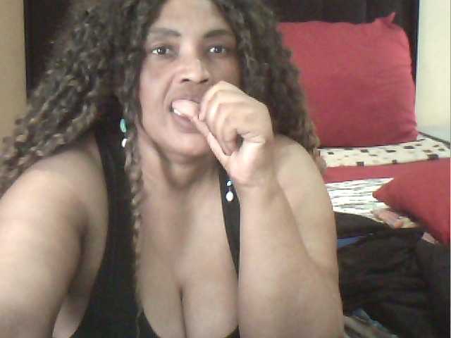 MyDDBOOBIES live cam on BongaCams