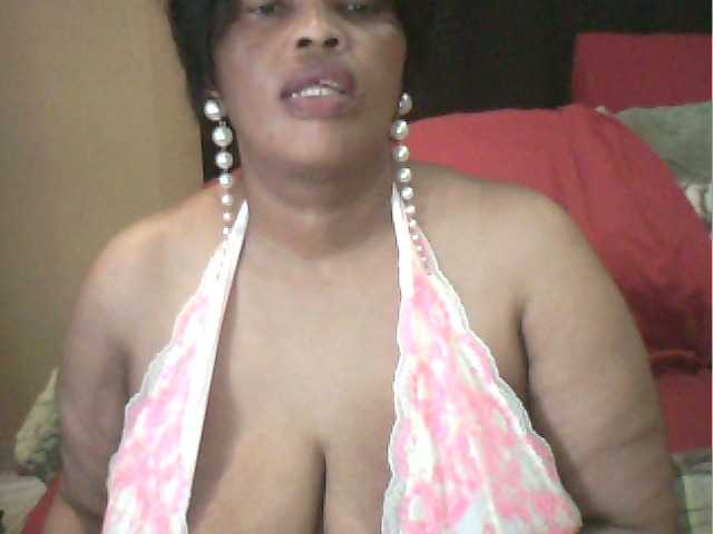 MyDDBOOBIES live cam on BongaCams