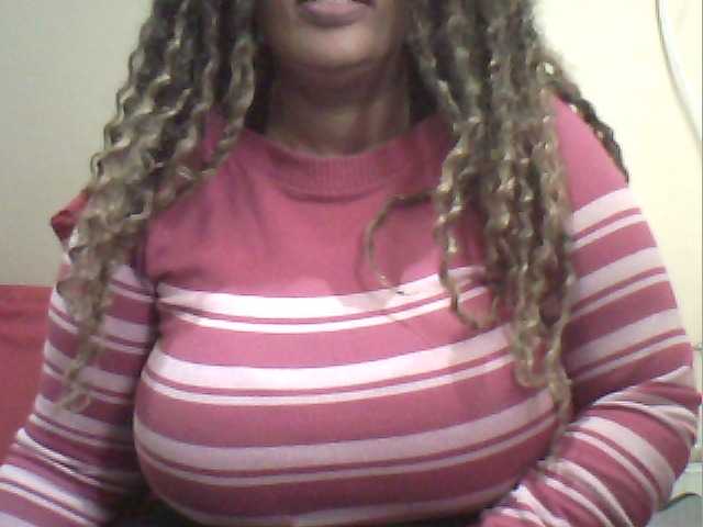 MyDDBOOBIES live cam on BongaCams