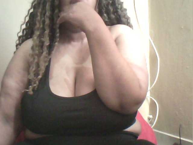 MyDDBOOBIES live cam