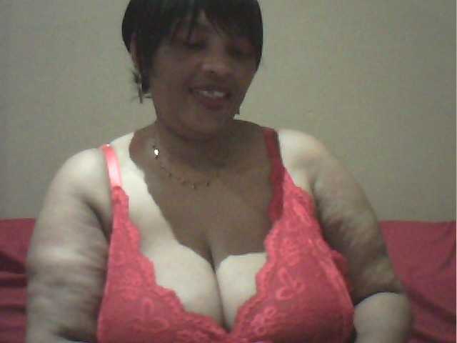 MyDDBOOBIES live cam on BongaCams