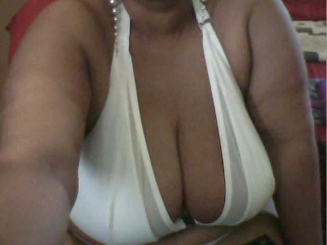 MyDDBOOBIES live cam on BongaCams