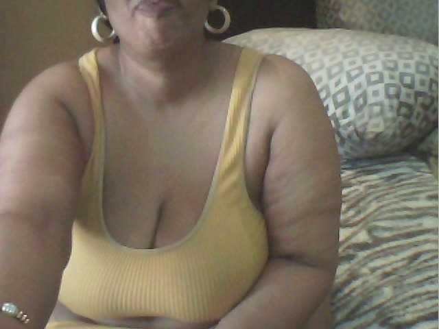 MyDDBOOBIES live cam on BongaCams