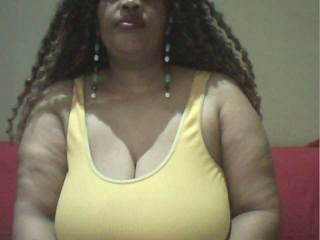 MyDDBOOBIES live cam on BongaCams