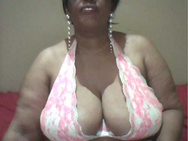 MyDDBOOBIES live cam on BongaCams