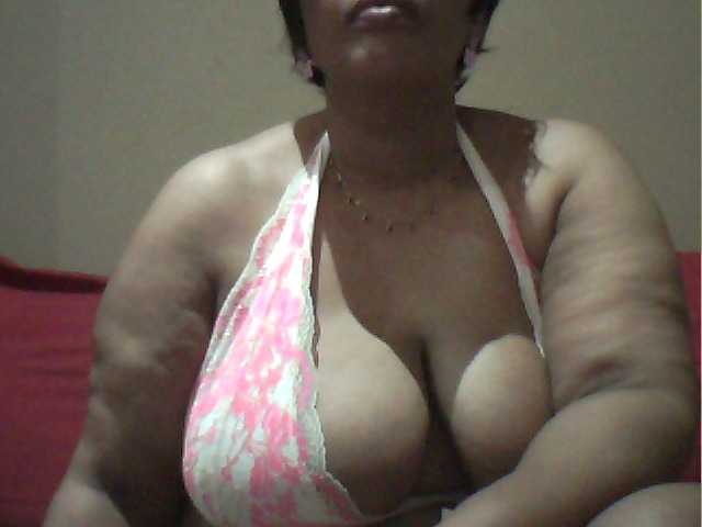 MyDDBOOBIES live cam preview