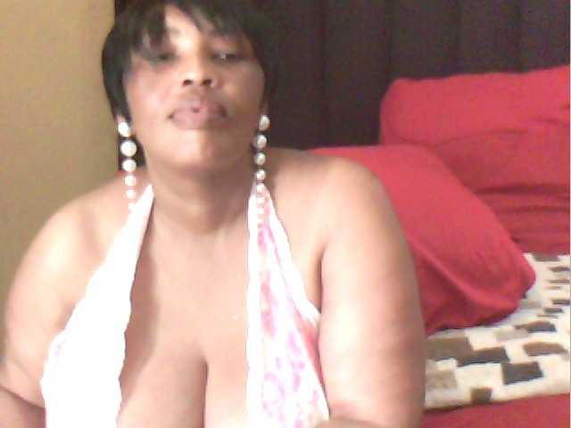 MyDDBOOBIES live cam on BongaCams