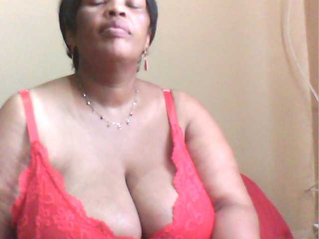 MyDDBOOBIES live cam on BongaCams