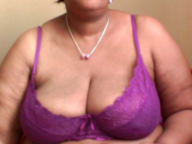 MyDDBOOBIES live cam on BongaCams
