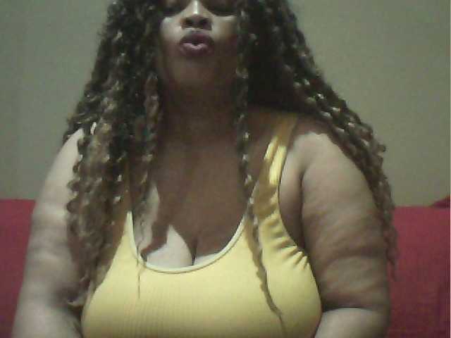 MyDDBOOBIES live cam on BongaCams