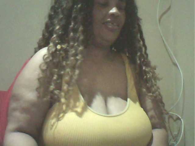MyDDBOOBIES live cam on BongaCams