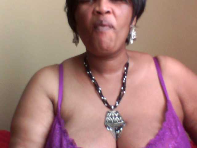 MyDDBOOBIES live cam on BongaCams