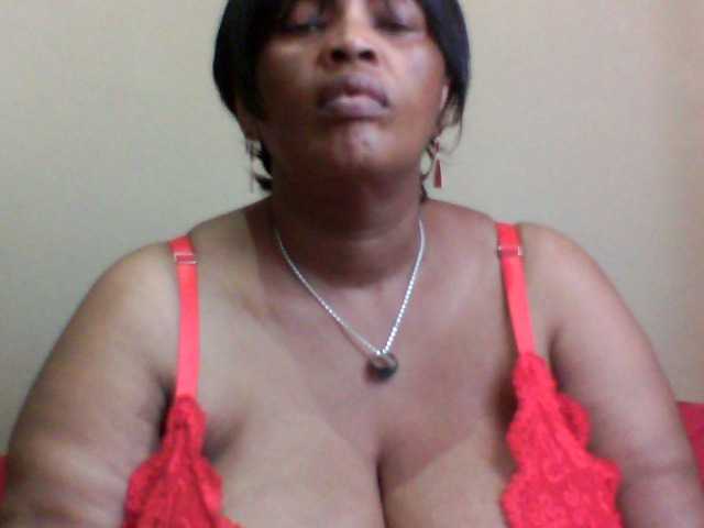 MyDDBOOBIES live cam on BongaCams