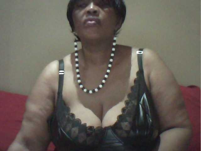 MyDDBOOBIES live cam on BongaCams