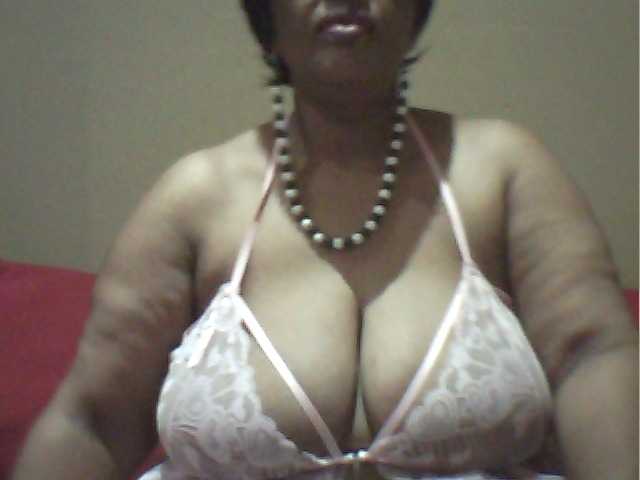 MyDDBOOBIES live cam on BongaCams