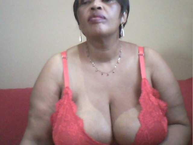 MyDDBOOBIES live cam on BongaCams