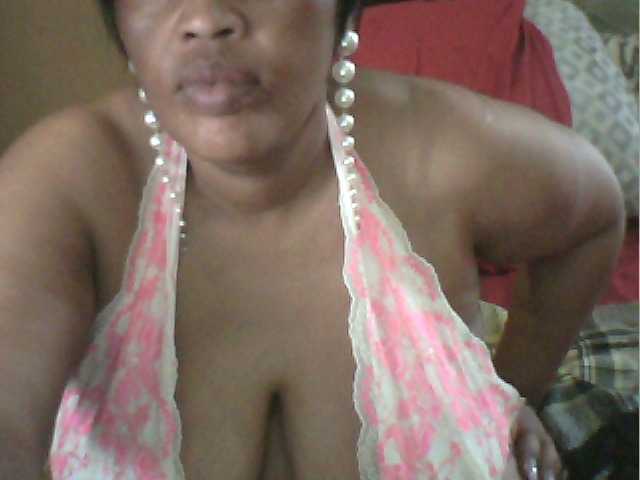 MyDDBOOBIES live cam preview