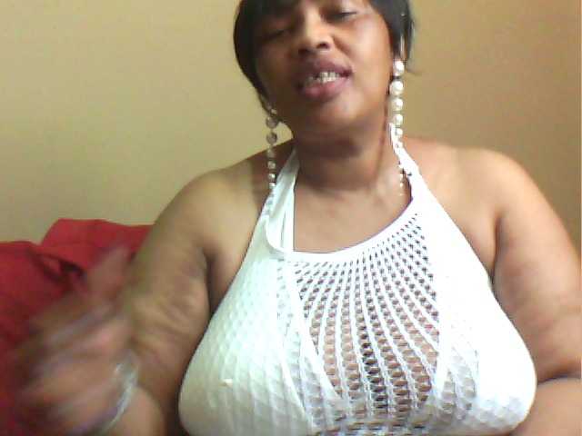 MyDDBOOBIES live cam on BongaCams