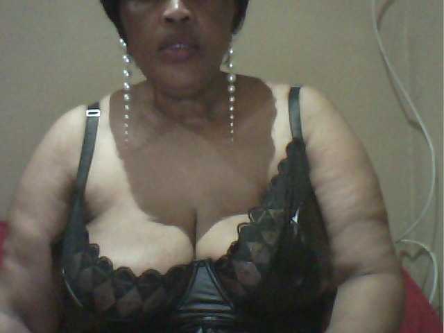 MyDDBOOBIES live cam on BongaCams