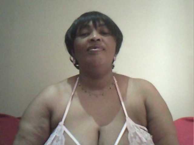 MyDDBOOBIES live cam on BongaCams