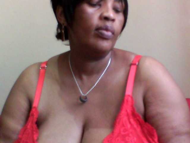 MyDDBOOBIES live cam preview