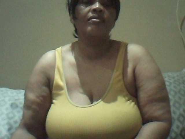 MyDDBOOBIES live cam on BongaCams