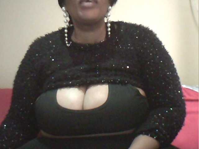 MyDDBOOBIES live cam on BongaCams
