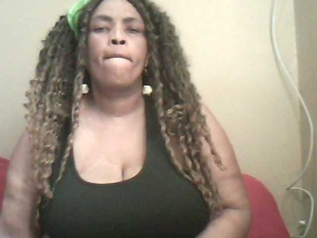 MyDDBOOBIES live cam on BongaCams