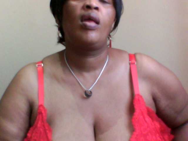 MyDDBOOBIES live cam on BongaCams