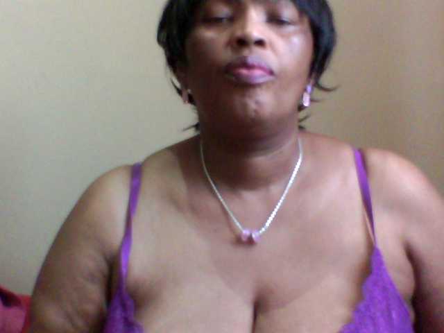 MyDDBOOBIES live cam on BongaCams