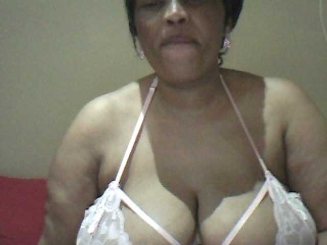 MyDDBOOBIES live cam on BongaCams