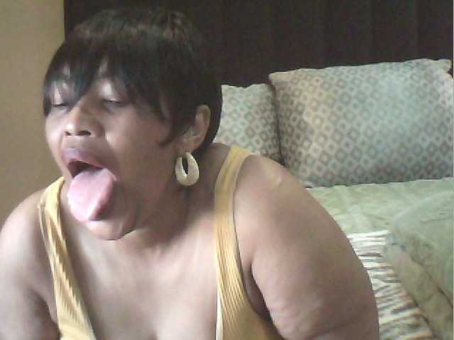 MyDDBOOBIES live cam on BongaCams