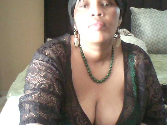MyDDBOOBIES live cam on BongaCams